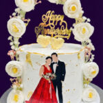 Couple Theme Cake (20 Portions)